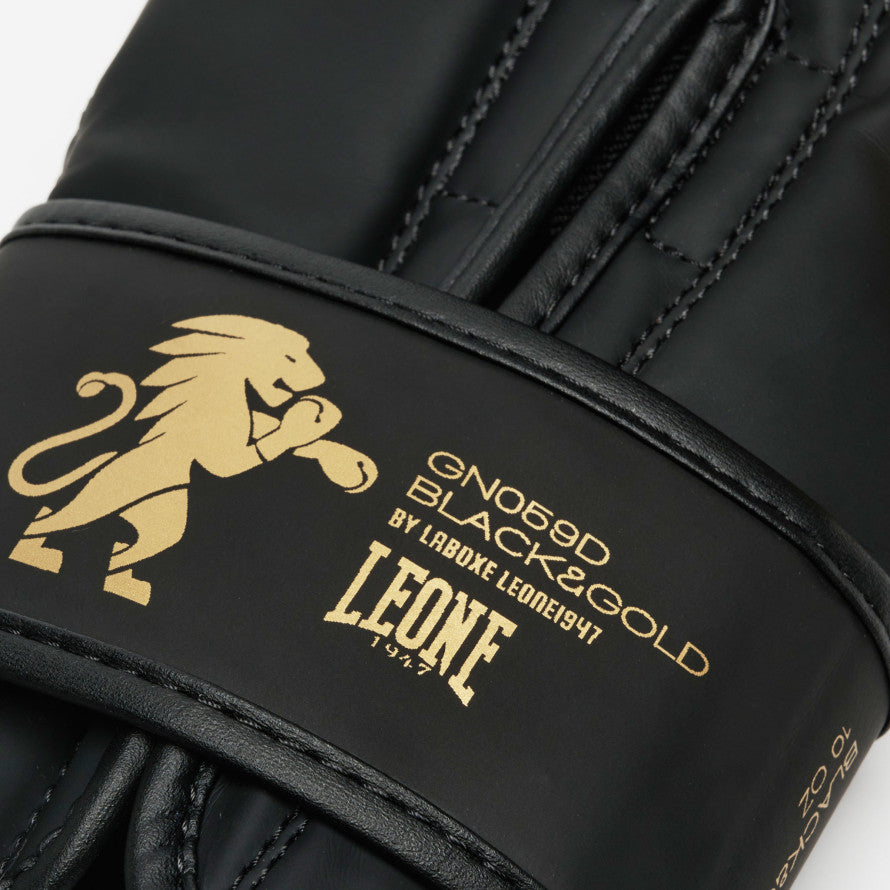 BLACK&GOLD BOXING GLOVES