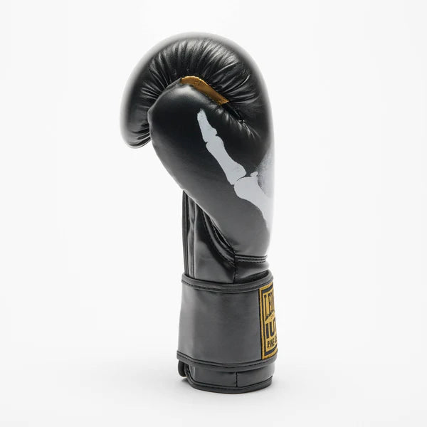 IUTER BOXING GLOVES