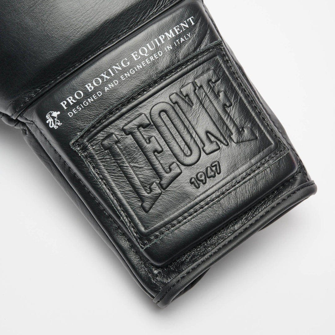 THE GREATEST BOXING GLOVES LACED