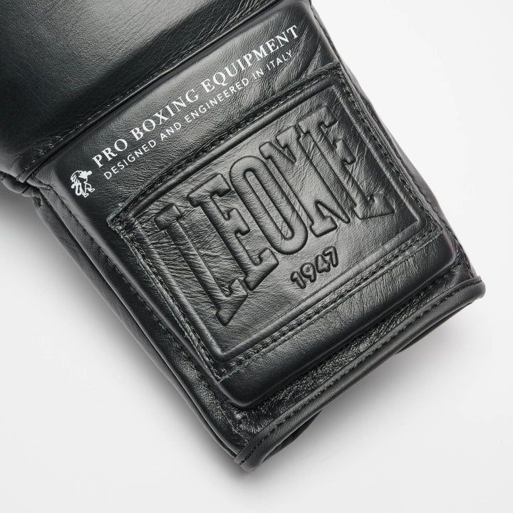 THE GREATEST BOXING GLOVES LACED