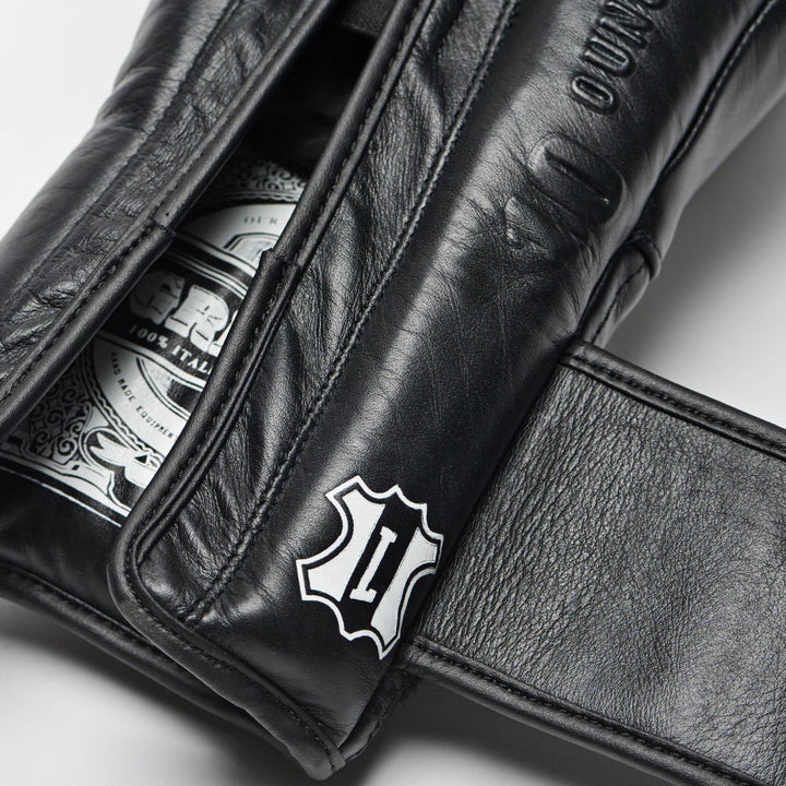 THE GREATEST BOXING GLOVES